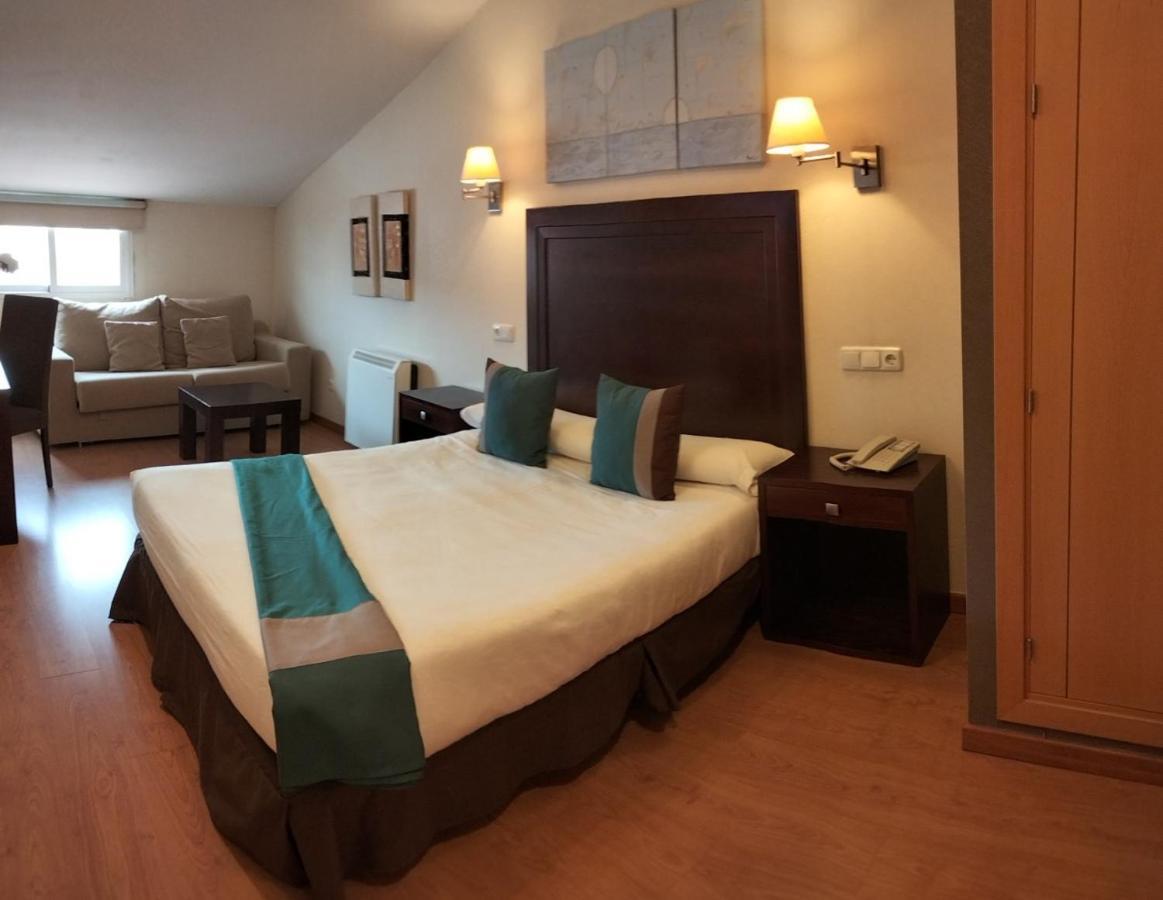 Hotel&Spa PLAZA Arriate Exterior foto