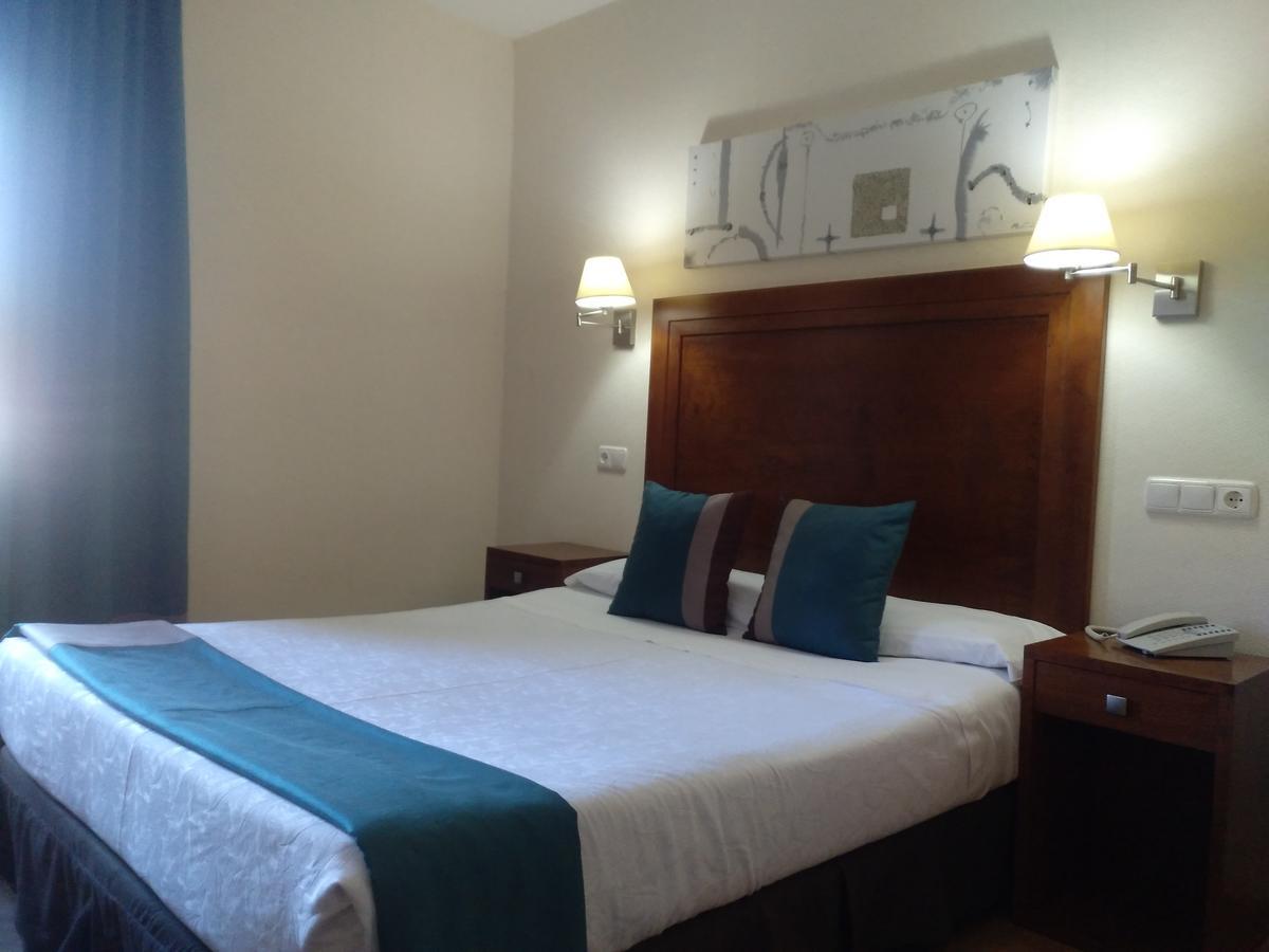Hotel&Spa PLAZA Arriate Exterior foto